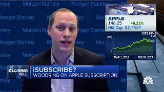 Apple's more immune to the slowdown in consumer electronics, says Morgan Stanley's Erik Woodring