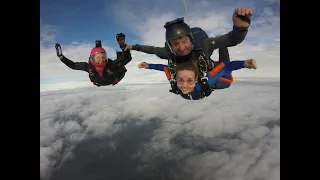 Tandem Julie @Skydive Flanders Schaffen 1 mei 2022