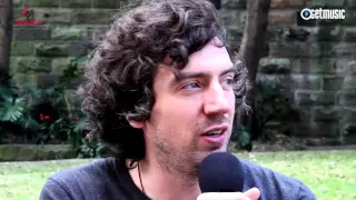 Snow Patrol Talk About Boyfriend Troubles, Instant Success & Quitting Music... (Getmusic Interview)