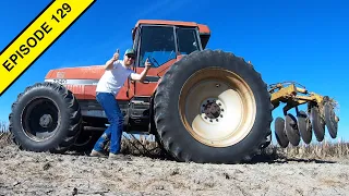 The Old Case IH 7240 is Building Levees in this Tractor Video!