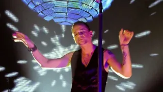 Depeche Mode  Come Back ( Tour of the Universe Live in Barcelona 2010 )