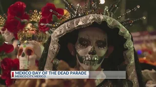 "Day of the Dead" parade fills the streets in Mexico City