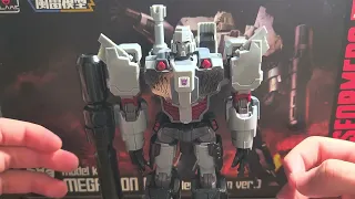 IDW MEGATRON REVIEW || Model Kit 01