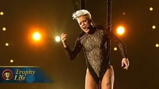 Pink Acrobatic "Try" Grammys 2014 Performance