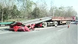 Cargo Crushes Front of Truck in E China