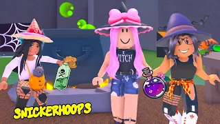 Snicker Hoops PLAYING WACKY WIZARDS! I TURN INTO A WITCH & Make MAGIC POTIONS | Roblox Games to Play