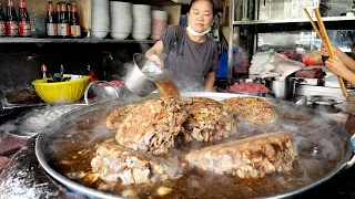 40 YEARS Simmering for Beef Noodle! Best Soup Dishes | Thailand Street Food