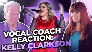 Kelly Clarkson (A Moment Like This & I Will Always Love You) 🎙 Vocal Coach Reaction