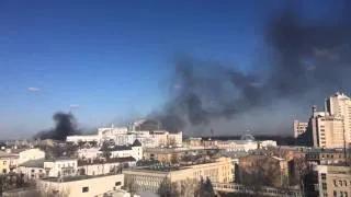 Майдан Киев 18 02 2014 Снайперы на крыше, взрывы, стрельба Евромайдан