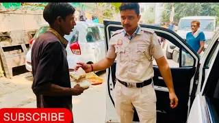 जरूरतमंदों की मदद 🥹❤️ Giving Food To Poor People | Spreading love with gave food poor peoples ❤️💙