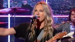 [HD] Lissie - "Shameless" 12/20/13 Craig Ferguson