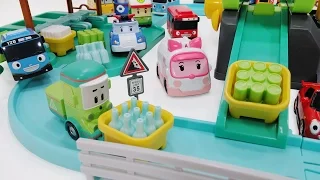 뽀로로 와 로보카 폴리 클리니의 재활용센터 타요 수퍼윙스 장난감 놀이 Robocar Poli Recycle Center pororor toys Робокар Поли