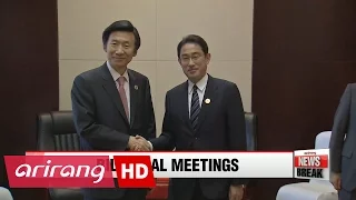 ARIRANG NEWS BREAK 15:00 Seoul, Tokyo foreign ministers evaluate comfort women deal at security...