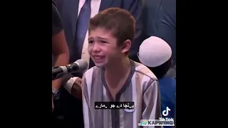 VERY EMOTIONAL YOUNG BOY CLIP TRANSLATE BY URDU. AND HINDI MUFTI MENK