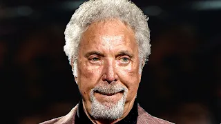 Tom Jones Is Now Over 80 How He Lives Is Sad