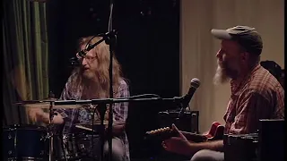 Seasick Steve - St Louis Slim (Live from the Basement) HD