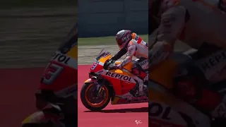 Marc Marquez throws away number 7 in COTA! 💥