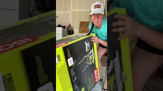 New Tool Unboxing & Assembly - Ryobi Table Saw