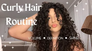 curly hair routine: lots of volume, affordable products :)