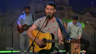 Revolverheld, Heinz Strunk und Christian Ehring: EM-Song für besorgte Bürger | extra 3 | NDR