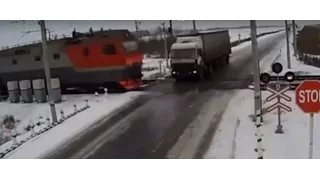 Аварии грузовики без тормозов, подборка ДТП с грузовиками  Видео №02
