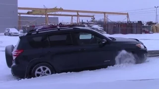4WD TEST : 2010 Toyota Rav4 V6 limited Diagonal and Offroad test on ice and snow