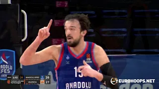 Anadolu Efes Istanbul - Valencia Basket 99-83: Sertac Sanli (20 points, 2 assits, 3 steals)