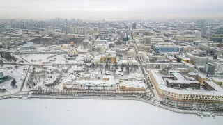 Снегопад накрыл Екатеринбург после 25-градусной жары