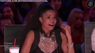 KODI LEE, CEGO E AUTISTA, GANHOU BOTÃO OURO NO AMERICA'S GOT TALENT