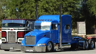 Peterbilt 386 & 362 de Smith Transport