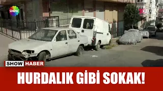 Sokak araç mezarlığına döndü!