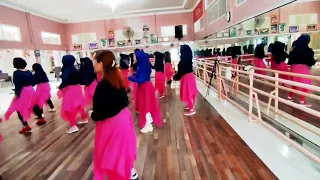 Ana Bansa Nafsi Line dance