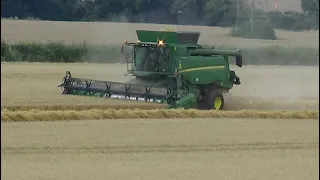 Harvest 2021 - Combining Spring Barley with John Deere T670i & 2 6195R''s