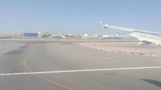 Gulf air flight landing at Bahrain amidst heavy crosswinds!!