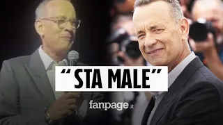 “Le mani tremano, sta male”: il video di Tom Hanks che fa preoccupare i fan