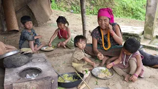 Cooking food by using primitive technology || Rural village life