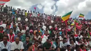 እናት አባት ቢሞት በአገር ይለቀሳል አገር ከሌለግን ወዴት ፕደረሳል