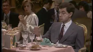 Mr. Bean no restaurante chique