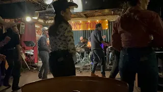 Mr.Lonely(vo.しゅんすけくん)   Dallas and steppers@HONKYTONK