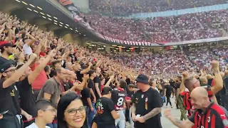 Nuovo coro "SI È GIRATO GIROUD" dalla curva Sud - Milan-Inter 3-2