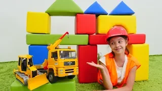 Eğlenceli video. Polen inşaatçı oluyor! Meslekler