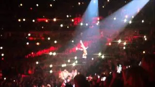 P!nk LIVE 11/5/13 - So What