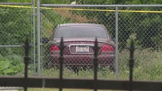 Body of woman found in car on South Side