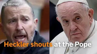 Heckler yells at Pope Francis