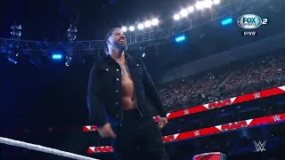 Entrada Jey Uso llega a Raw - WWE Raw 04/09/2023 (En Español)