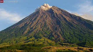 Apr 27, 2024: Volcanic Eruption at Semeru Volcano, Indonesia