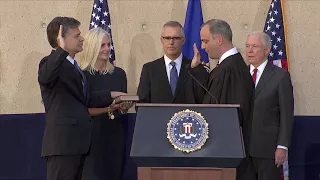 Wray takes oath of office as FBI director