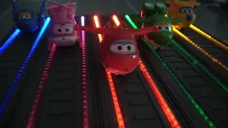 Shiny color tracks! Super wings plane! Come on! Toy play 슈퍼윙스 비행기! 출동하라! 장난감 놀이