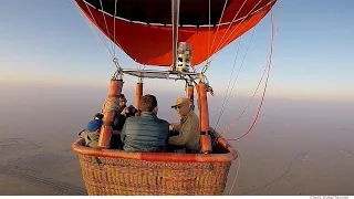 Balloon trip gives passengers a real bird’s eye view of the desert