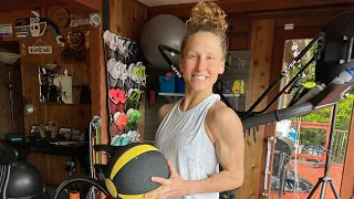 10 Minute Total Body Medicine Ball Workout